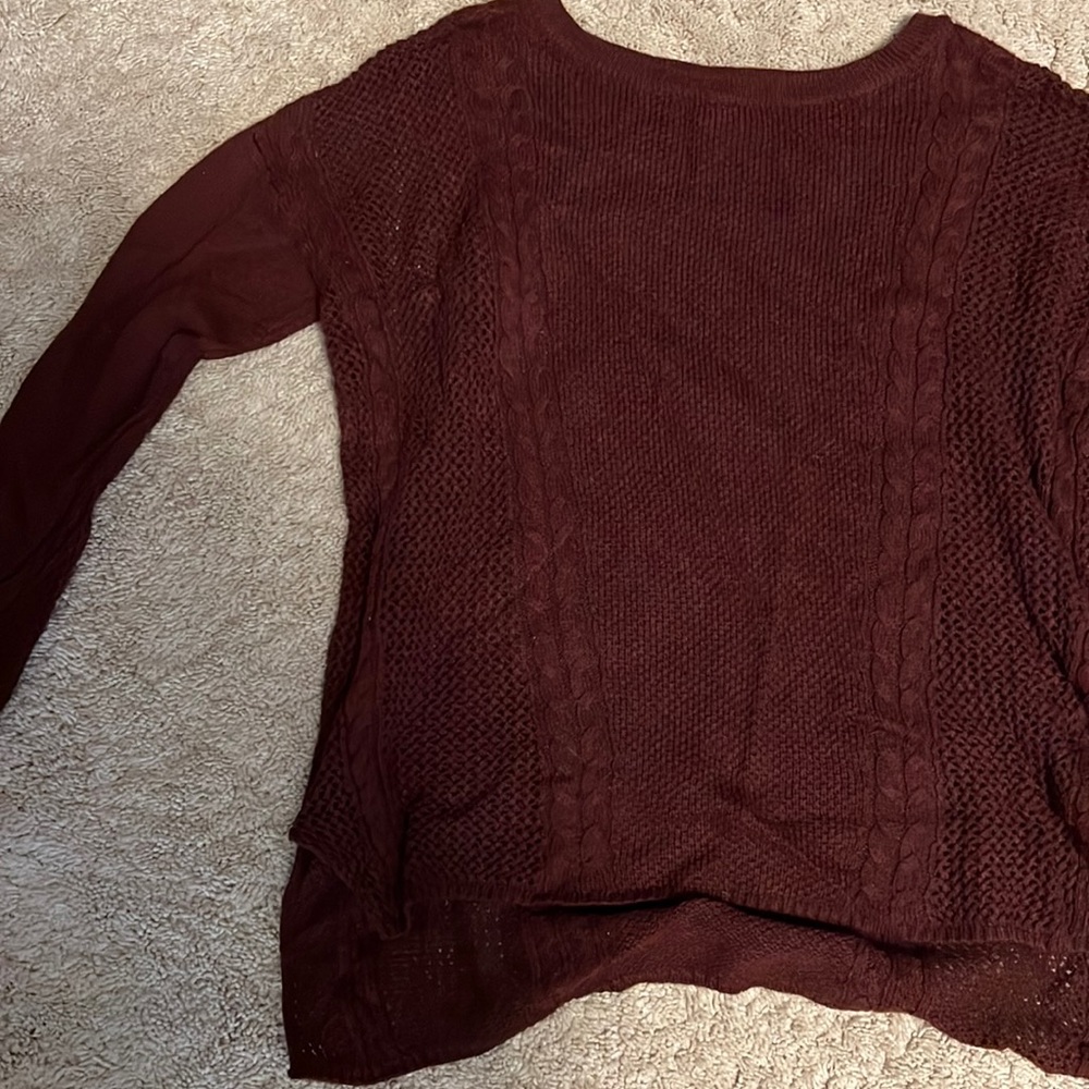 Size small American Eagle sweater